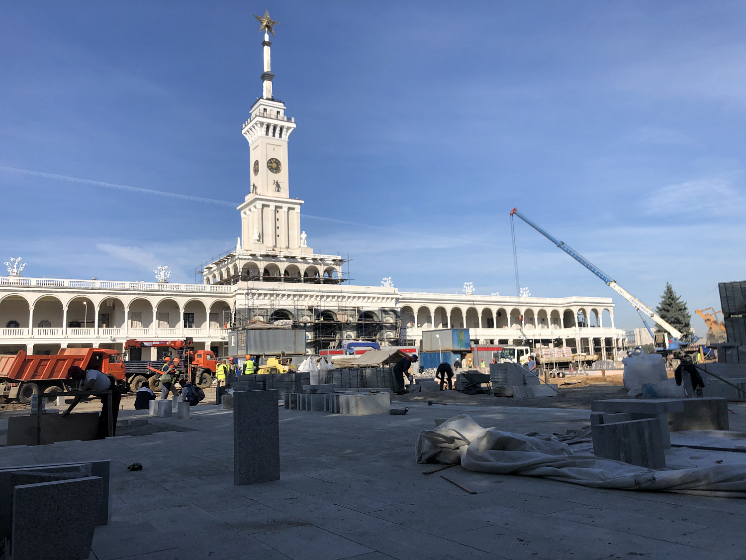 Реконструкция Северного речного вокзала, благоустройство парка