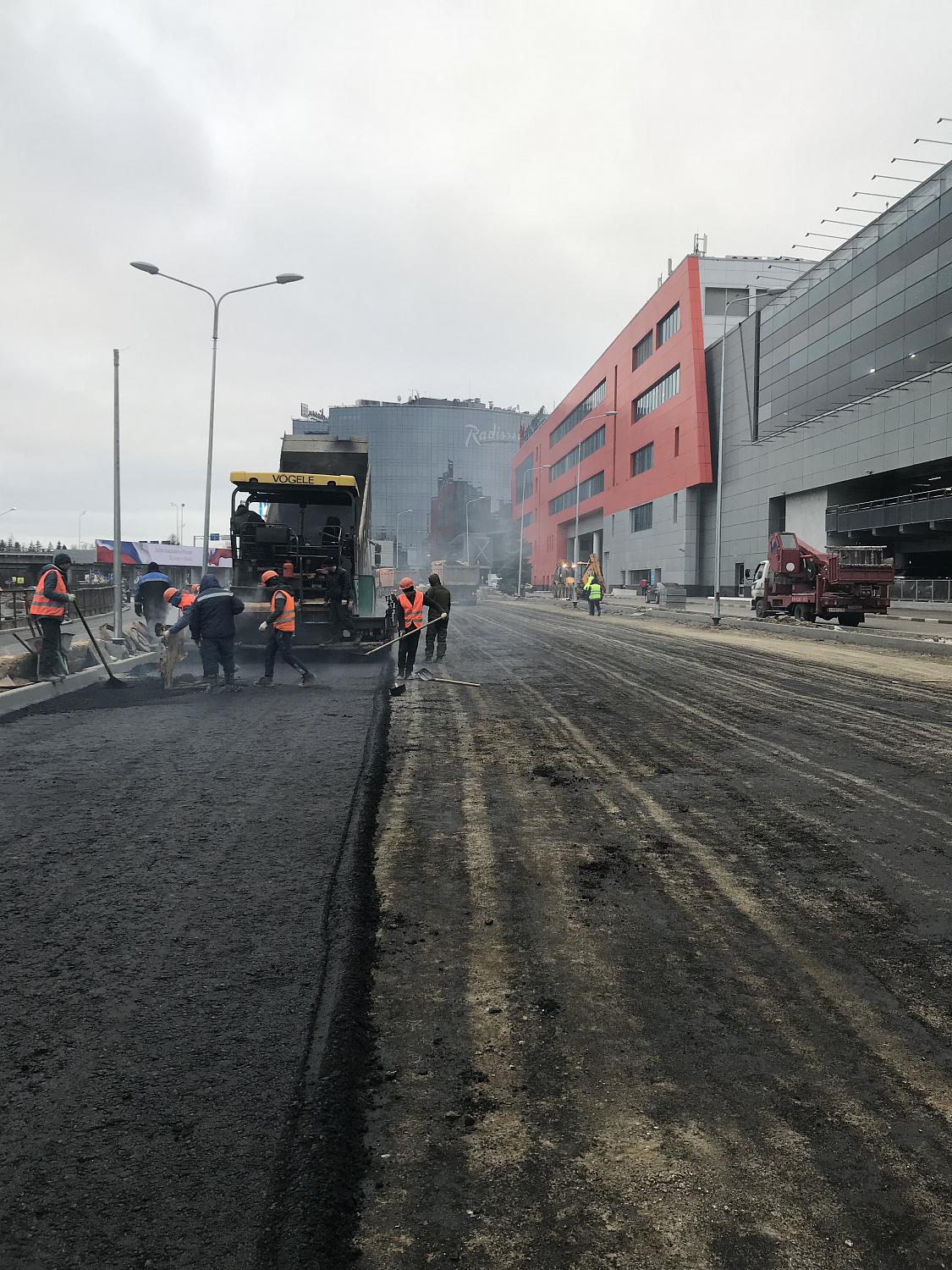 Реконструкция ливневой канализации и устройство парковки в Шереметьево