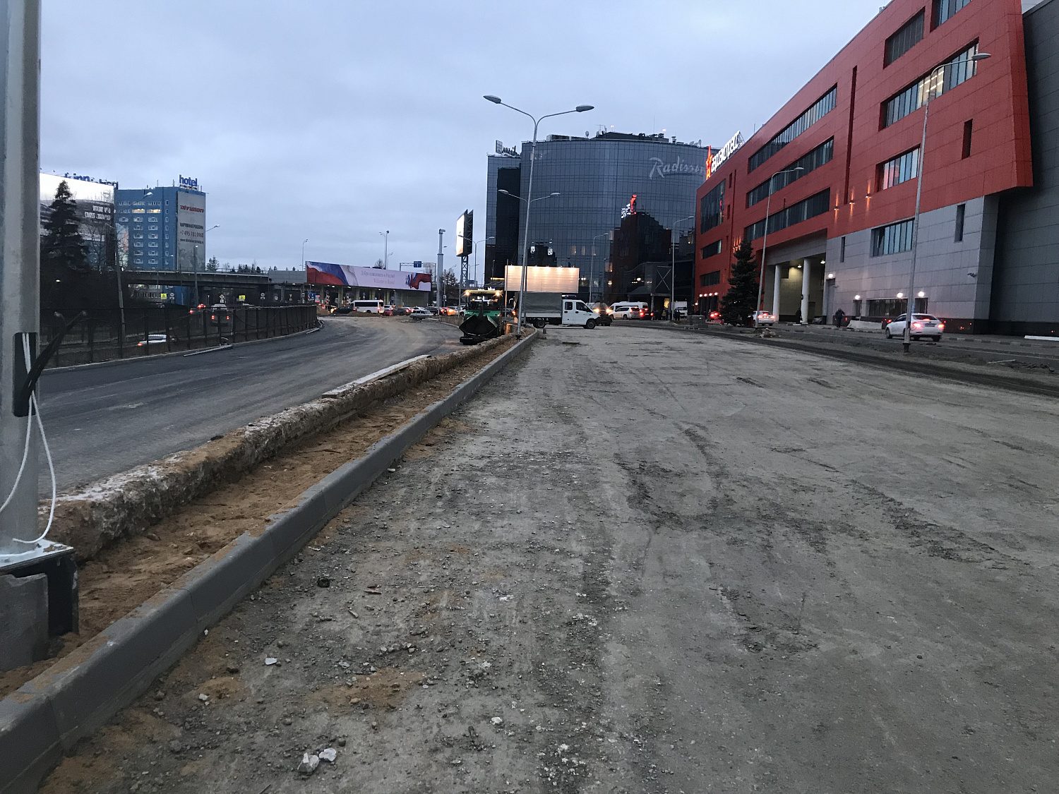 Реконструкция ливневой канализации и устройство парковки в Шереметьево
